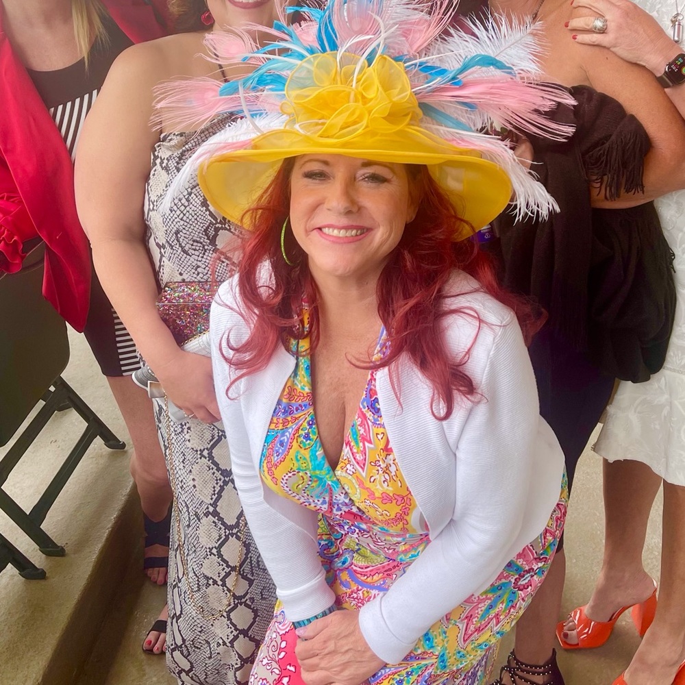 Fabulous dress and hat combo! Kentucky Derby ready!